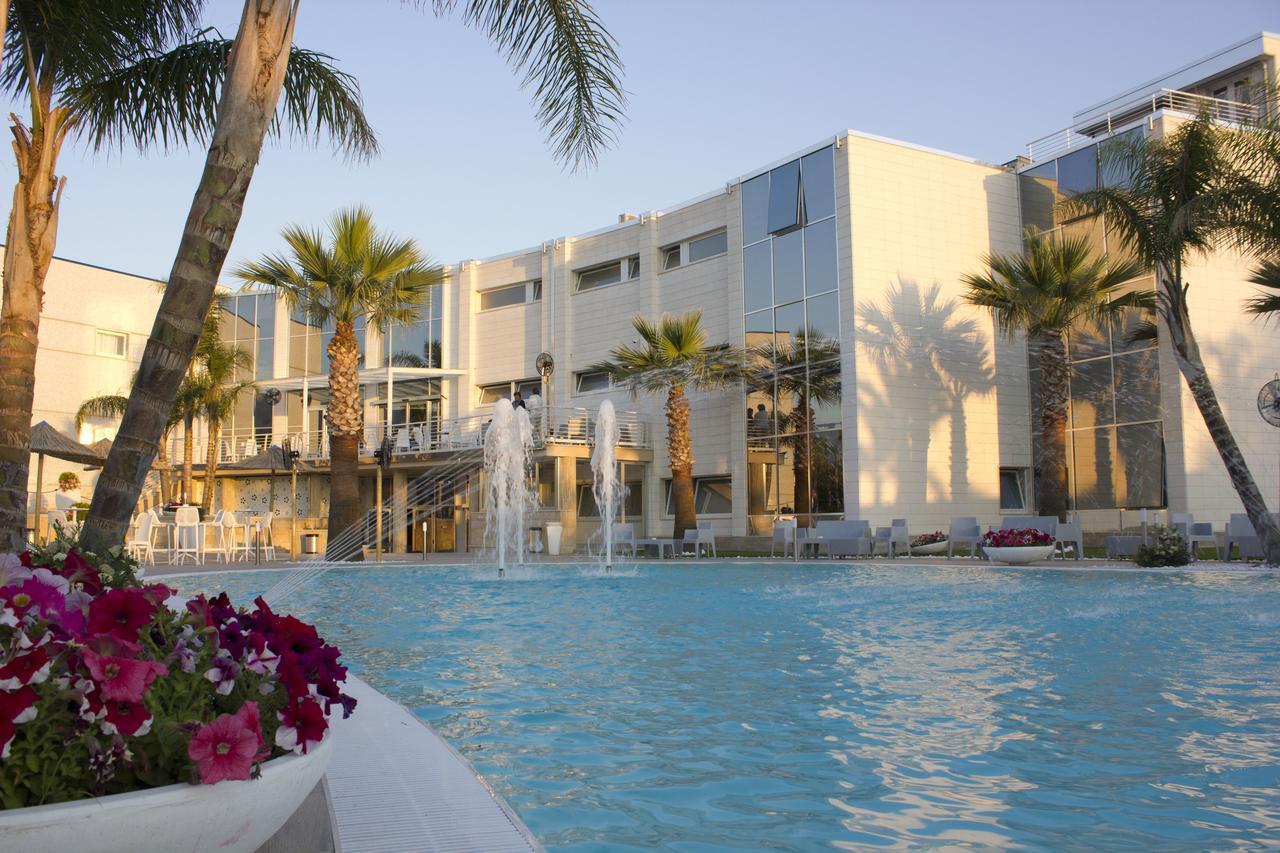 Dubaivillage Camposano 外观 照片