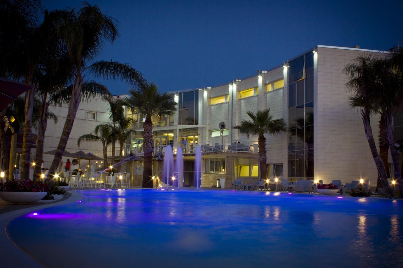 Dubaivillage Camposano 外观 照片