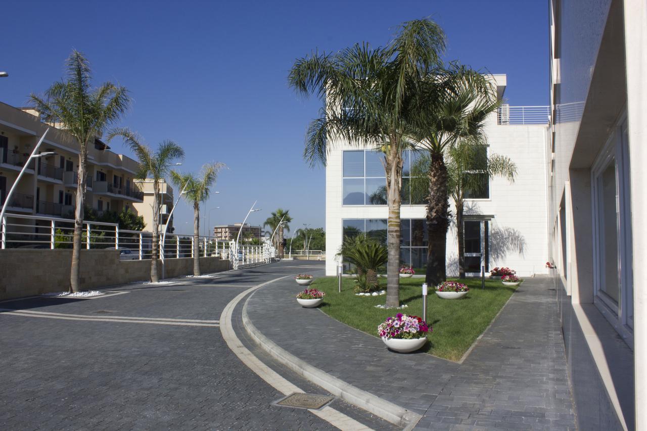 Dubaivillage Camposano 外观 照片